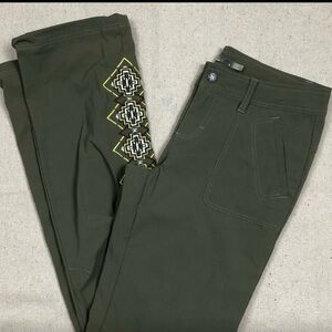 Size 4 Prana Olive Green Straight Leg Pants/hikers with Geometric Pattern